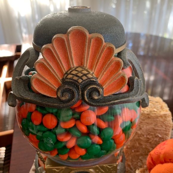 💚 11” Hand Painted Carousel Gum Ball Machine Bank - Picture 3 of 7